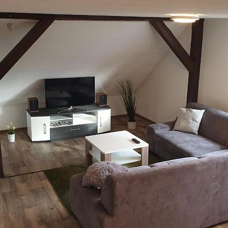 Haesselhof - 80Qm Ferienwohnung Im Zentrum Von Bad Liebenwerda Luaran gambar